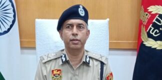 हरियाणा सरकार ने पुलिस प्रशासन में बड़ा बदलाव करते हुए पुलिस महानिदेशक शत्रुजीत कपूर को उनके पद से हटा दिया है।