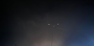 हिसार-सिरसा NH 9 जानलेवा: हाईवे पर नहीं सुधरे ब्लैक स्पॉट, लाइट की समुचित व्यवस्था नहीं होने से होते हैं हादसे सिरसा जिले में स्टेट हाईवे पर डबवाली रोड पर कई जगह पर कट बनाए गए हैं। तीन साल से स्ट्रीट लाइट नहीं होने व ब्रेकर के चलते कई बार हादसे हो गए है।