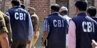 पुलिस का दावा है कि प्रारंभिक जांच में यह मामला पेपर लीक नहीं, बल्कि नकली प्रश्नपत्रों के सहारे ठगी के प्रयास का है।
