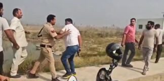 बदमाशों ने बनोंदी के टोल प्लाजा पर जमकर उत्पात मचाया जिसकी सीसीटीवी फुटेज भी सामने आई है।