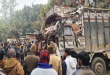 राजेंद्र के शरीर पर चार गोलियां लगी। सिर के पीछे से गोली निकल कर आंख के पास फंस गई।