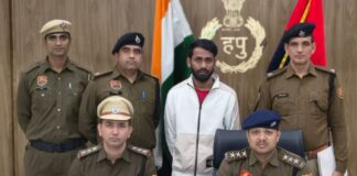 फरीदाबाद में एक युवक को विदेश में नौकरी दिलाने के नाम पर म्यांमार बुलाकर बंधक बनाकर साइबर ठगी कराए जाने का चौंकाने वाला मामला सामने आया है।