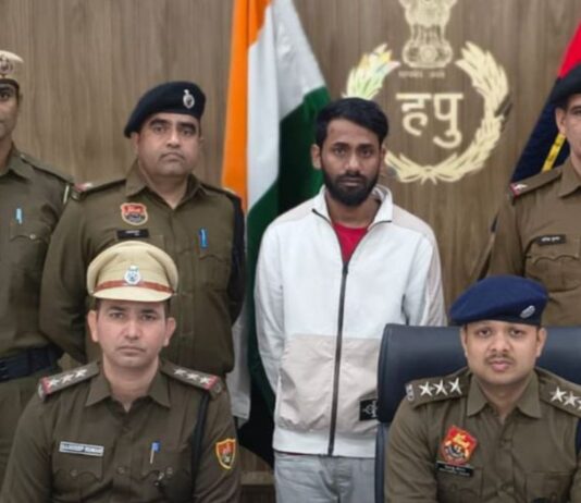 फरीदाबाद में एक युवक को विदेश में नौकरी दिलाने के नाम पर म्यांमार बुलाकर बंधक बनाकर साइबर ठगी कराए जाने का चौंकाने वाला मामला सामने आया है।