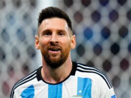 दुनिया के सबसे महान फुटबॉल खिलाड़ियों में से एक लियोनेल मेसी भारत के दौरे पर हैं और उनकी दिल्ली में भव्य आगवानी की तैयारियां जोरों पर हैं।