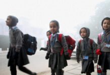 बवानीखेड़ा के वीर शहीद गुलाब सिंह पीएमश्री राजकीय कन्या वरिष्ठ माध्यमिक विद्यालय को स्वच्छता और मॉडल स्कूल श्रेणी में राज्य स्तर पर तीन पुरस्कार मिल चुके हैं।