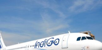 इंडिगो एयरलाइंस ने दिया धोखा, बेटे का था एग्जाम, पापाजी ने 800 किमी कार ड्राइव कर पहुंचा दिया दिल्ली से इंदौर हरियाणा के एक पिता ने बेटे को समय पर परीक्षा में पहुंचाने के 800 किमी तक कार चलाई। उसे ऐसा इसलिए करना पड़ा क्योंकि इंडिगों ने फ्लाइट कैंसल कर दी थी और उसके बेटे की परीक्षा थी।