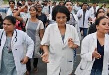 हरियाणा में सरकारी डॉक्टरों की हड़ताल का असर झज्जर सिविल अस्पताल में भी स्पष्ट दिखाई दे रहा है।