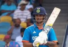 विजय हजारे ट्रॉफी में झारखंड के ईशान किशन ने कर्नाटक के खिलाफ 33 गेंदों पर शतक लगाया। उन्होंने 39 गेंदों पर 125 रन बनाए। ईशान ने 7 चौके और 14 छक्के मारे।