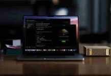 दुनिया का सबसे छोटा AI सुपरकंप्यूटर, जिसने बनाया गिनीज वर्ल्ड रिकॉर्ड, समझें कैसे डेटा सेंटर जितनी पावर आपके हाथ में होगी? दुनिया का सबसे छोटा AI सुपरकंप्यूटर बनकर तैयार हो गया है, इसे गिनीज वर्ल्ड रिकॉर्ड्स में भी शामिल किया गया है।