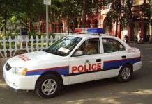 हरियाणा के इस थाने में फिक्स था FIR कराने का रेट, इंस्पेक्टर की गिरफ्तारी के बाद सामने आए राज इस पत्र में दस सरपंचों ने अपनी मुहर और हस्ताक्षर समेत शिकायत पत्र पुलिस कमिश्नर के नाम दिया था।