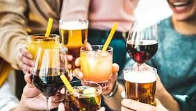 शराब का सेवन पार्टीज में खूब किया जाता है और क्रिसमस-न्यू ईयर के आसपास तो इसका सेवन बहुत ज्यादा बढ़ जाता है।