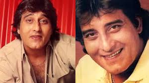 धुरंधर' में अक्षय खन्ना का डांस वायरल होने के बाद उनके पिता विनोद खन्ना का एक वीडियो वायरल हुआ था, जिसमें वह वैसा ही डांस करते दिखे थे। धुरंधर' में अक्षय खन्ना का डांस वायरल होने के बाद उनके पिता विनोद खन्ना का एक वीडियो वायरल हुआ था, जिसमें वह वैसा ही डांस करते दिखे थे।