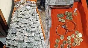 ईडी अधिकारियों के अनुसार, यह कार्रवाई अभी शुरुआती चरण में है। बरामद नकदी, सोना-चांदी और डिजिटल सबूतों के आधार पर जांच का दायरा और बढ़ाया जाएगा।