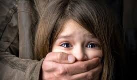 मंगलवार सुबह करीब 5 बजे रामपुरा बिशनोईया माइनर के पास बच्ची का शव मिला।