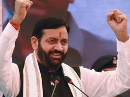 हरियाणा के मुख्यमंत्री नायब सिंह सैनी ने शीतकालीन सत्र के पहले दिन हरियाणा विधानसभा को सूचित किया कि हरियाणा में 25.67 लाख से अधिक किसान 60,816 करोड़ रुपये के कृषि ऋण के बोझ तले दबे हुए हैं।