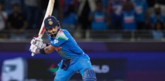 देख रहे हैं ना गौतम गंभीर? जिस विराट कोहली को लोग दे रहे थे संन्यास, उसने जड़ा लगातार दूसरा शतक भारतीय टीम के दिग्गज बल्लेबाज विराट कोहली ने रांची के बाद रायपुर वनडे में भी साउथ अफ्रीका के खिलाफ शतक ठोक दिया है। यह विराट के करियर का 84वां शतक है।