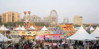 Surajkund Mela: इस बार 31 जनवरी से शुरू हो रहा सूरजकुंड मेला, जानें टिकट रेट, टाइमिंग और पार्किंग से लेकर सबकुछ सूरजकुंड मेले की तैयारियों पूरी कर ली गई है। बस दो दिनों के इंतजार के बाद लोगो सूरजकुंड मेले का आनंद ले सकते हैं।