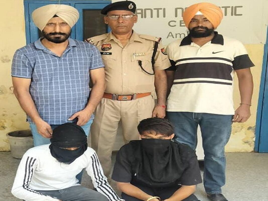 कैंट के ही लालकुर्ती से एक जुवेनाइल को संरक्षण में लिया है।