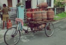 दिल्ली वालों के लिए इस बार की होली कुछ खास होने जा रही है।