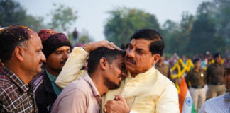 करीब पांच साल पहले ही सेना में सिपाही के पद पर मोहित भर्ती हुए थे।