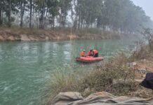 हरियाणा में आईएनएलडी नेता कुलदीप राठी के भाई जयदीप राठी की गोली मारकर हत्या कर दी गई। इस वारदात को अंजाम देने के बाद हत्यारों ने उनके शव को जला दिया।