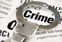 फरीदाबाद में साढ़े चार साल की एक बच्ची को उसके पिता ने बेलन से बार-बार पीट-पीटकर मार डाला, क्योंकि वह 1 से 50 तक की गिनती सही से नहीं लिख पाई थी।