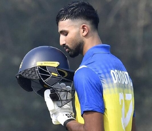भारत के लिए टेस्ट और टी20 खेल चुके देवदत्त पडिक्कल का बल्ला विजय हजारे ट्रॉफी में जमकर बोल रहा है।