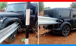 प्रत्यक्षदर्शियों के अनुसार एमएम कॉलेज की तरफ से पपीहा पार्क की तरफ स्कूटी लेकर युवक जा रहा था