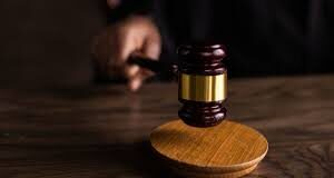 अपील मोटर वाहन अधिनियम, 1988 के तहत सिरसा के दुर्घटना दावा अधिकरण (एमएसीटी) द्वारा वर्ष 2016 में दिए गए मुआवजे के खिलाफ दायर की गई थी।