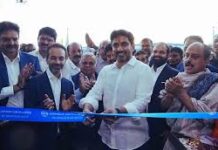 अशोक लेलैंड भारत की दूसरी सबसे बड़ी कॉमर्शियल वाहन निर्माता कंपनी है।