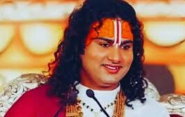 बालों का झड़ना रोकने, उन्हें लंबा, घना और मजबूत बनाने के लिए आप अनिरुद्धाचार्य के बताए बेहतरीन नुस्खे का इस्तेमाल कर सकते हैं।