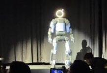 बिना समझौते के वे किसी भी इंसानी रोबोट को फैक्टरी की प्रोडक्शन लाइन में काम करने की मंजूरी नहीं दी जाएगी।