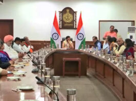 हरियाणा मंत्रिमंडल की बैठक आज मुख्यमंत्री नायब सिंह की सैनी की अध्यक्षता में होगी।
