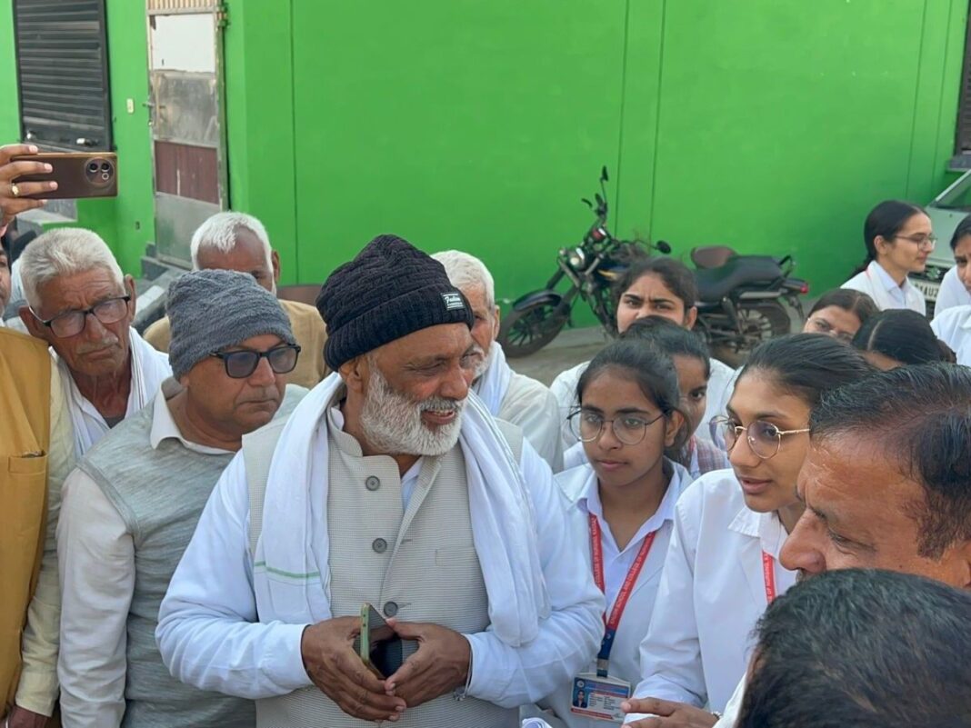 नेताओं ने चेतावनी दी कि यदि जल्द समाधान नहीं हुआ तो आंदोलन को और तेज किया जाएगा।