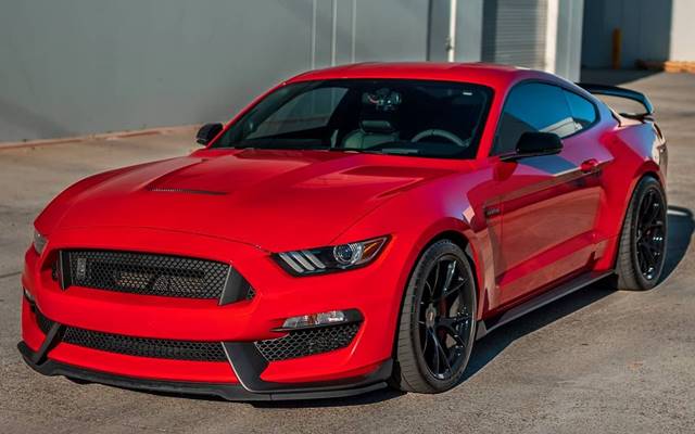 ईशान किशन हार्दिक पांड्या और सूर्य कुमार यादव जैसे प्लेयर्स की तरह की लग्जरी कारों के दीवाने हैं। ईशान किशन हार्दिक पांड्या और सूर्य कुमार यादव जैसे प्लेयर्स की तरह की लग्जरी कारों के दीवाने हैं।