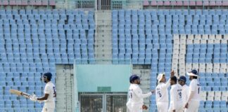 JK vs KAR Final Live: रणजी फाइनल में कर्नाटक के खिलाफ जम्मू-कश्मीर ने जीता टॉस, बल्लेबाजी का फैसला किया पिच रिपोर्ट की बात करें तो घास अच्छी तरह फैली हुई है, लेकिन थोड़ी सूखी लग रही है।