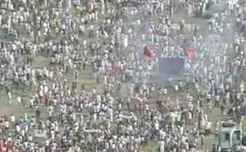 Haryana Politics: 21 जेसीबी के जवाब में हेलिकॉप्टर से फूलों की बारिश, हरियाणा में कांग्रेस के बाद अब बीजेपी में गुटबाजी, जानें हरियाणा में कांग्रेस के बाद अब बीजेपी में भी गुटबाजी देखने को मिल रही है।