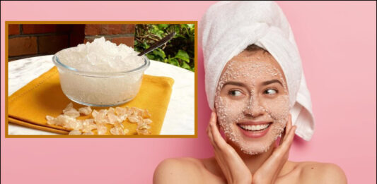 चेहरा चमकाने के लिए हम सभी अपनी त्वचा पर ना जानें किन-किन क्रीम और अन्य प्रोडक्ट्स का इस्तेमाल करते हैं।