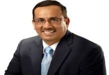 ‘AI से IT कंपनियों का काम नहीं होगा कम’, विप्रो के बड़े अधिकारी ने बताया 20 साल में क्या हाे सकता है? विप्रो के बड़े अधिकारी हरि शेट्टी ने एआई के आईटी सेक्टर पर मंडरा रहे खतरे पर बात की है।