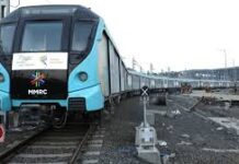 मुंबई मेट्रो रेल कॉर्पोरेशन लिमिटेड (MMRCL) ने 2026 में विभिन्न तकनीकी व प्रशासनिक पदों पर भर्ती निकाली है।