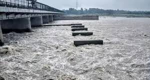 पंजाब, हरियाणा और राजस्थान के बीच रावी और ब्यास नदियों के पानी के बंटवारे को लेकर केंद्र सरकार ने 1986 में रावी और ब्यास जल ट्रिब्यूनल का गठन किया गया था।