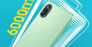 Samsung Galaxy F70e 5G स्‍मार्टफोन की शुरुआती कीमत 12999 रुपये है।