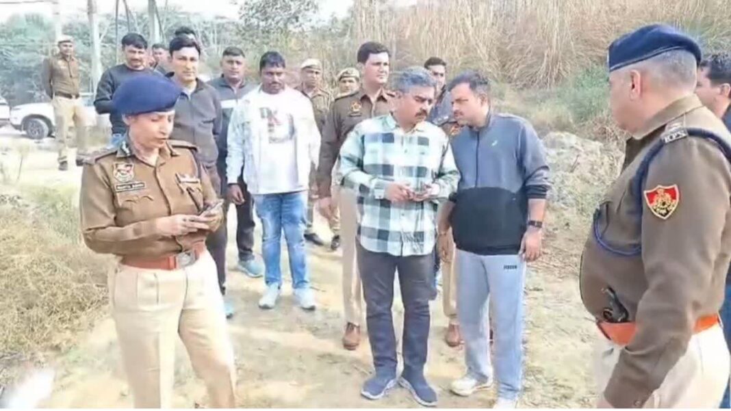 फतेहाबाद में युवक की हत्या मामले में एसपी ने सख्त एक्शन लेते हुए दो होमगार्ड जवानों को बर्खास्त कर दिया है।