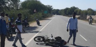 बरवाला थाने के जांच अधिकारी एसआई अशोक ने बताया कि हादसे की सूचना मिलते ही पुलिस अस्पताल पहुंची और शवों को अग्रोहा मेडिकल कॉलेज अस्पताल में भिजवाया।