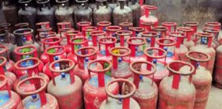 अगर आप LPG सिलेंडर बंद हो चुके नंबर की वजह से बुक नहीं कर पा रहे या फिर आप अपना मुख्य नंबर बदल रहे हैं