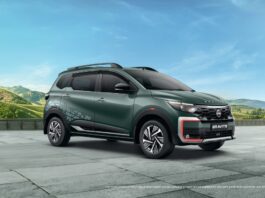 निसान ने पिछले महीने 4,408 कारें बेचीं, जो कि फरवरी के मुकाबले 98 फीसदी की मंथली ग्रोथ के साथ है।