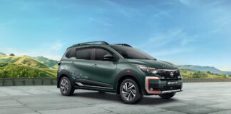 इस सस्ती 7 सीटर कार की वजह से निसान की भारत में बिक्री मार्च में 98 फीसदी बढ़ी निसान ने पिछले महीने 4,408 कारें बेचीं, जो कि फरवरी के मुकाबले 98 फीसदी की मंथली ग्रोथ के साथ है।