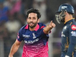 रवि बिश्नोई ने शुक्रवार को विराट कोहली को क्लीन बोल्ड किया। इसी के साथ उनके नाम खास रिकॉर्ड जुड़ गया।