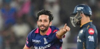 IPL 2026: रवि बिश्नोई ने वो किया, जो 1089 दिन से कोहली के खिलाफ कोई बॉलर नहीं कर पाया था रवि बिश्नोई ने शुक्रवार को विराट कोहली को क्लीन बोल्ड किया। इसी के साथ उनके नाम खास रिकॉर्ड जुड़ गया।