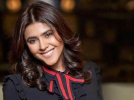 Ekta Kapoor: बदले हुए अंदाज में नजर आईं एकता कपूर, यूजर्स ने किया नोटिस एकता कपूर का एक वीडियो सोशल मीडिया पर वायरल है। इस वीडियो में वह अलग लुक में नजर आई हैं।